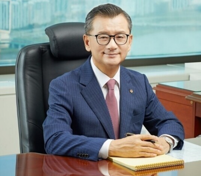 여승주 한화생명 대표이사가 한화그룹 경영지원실장(부회장)으로 전격 영입됐다. / 한화생명