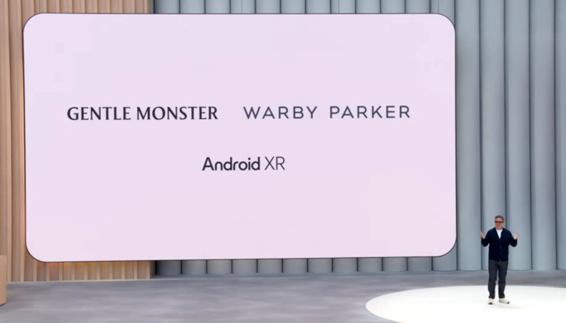 XR 스마트글라스 개발에는 한국의 젠틀몬스터와 미국 아이웨어 브랜드 워비파커(Warby Parker)가 디자인을, 삼성전자가 하드웨어를, 구글이 소프트웨어(OS)와 AI(제미니 AI)를 각각 맡는다. / uploadvr