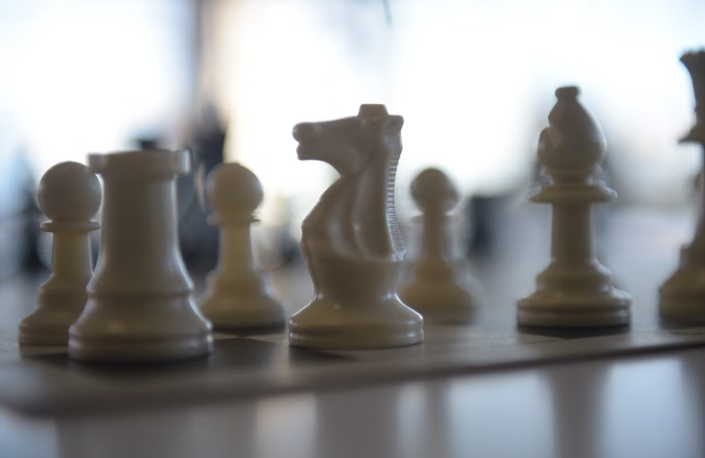 Kaggle AI 체스전은 ‘AI 진화의 속도와 철학, 그리고 생성형 AI의 실제 두뇌’를 집단 실험 방식으로 입증해낸 상징적 사건으로 남았다. / 게티이미지