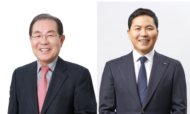 윤동한 콜마그룹 회장(왼쪽), 윤상현 콜마홀딩스 부회장 / 콜마그룹