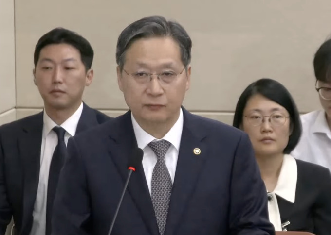 윤영빈 우주항공청장이 10월 16일 국회에서 열린 과학기술정보방송통신위원회 국정감사에 참석, 인사말을 하고 있다. / 국회방송 