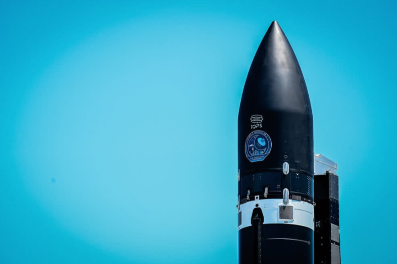 로켓랩(Rocket Lab)은 2025년 11월 5일 뉴질랜드 마히아 반도에서 일본 지구 이미지 제공업체인 iQPS를 위한 여섯 번째 위성 임무인 'The Nation God Navigates' 발사를 예정하고 있다. / spacewatch