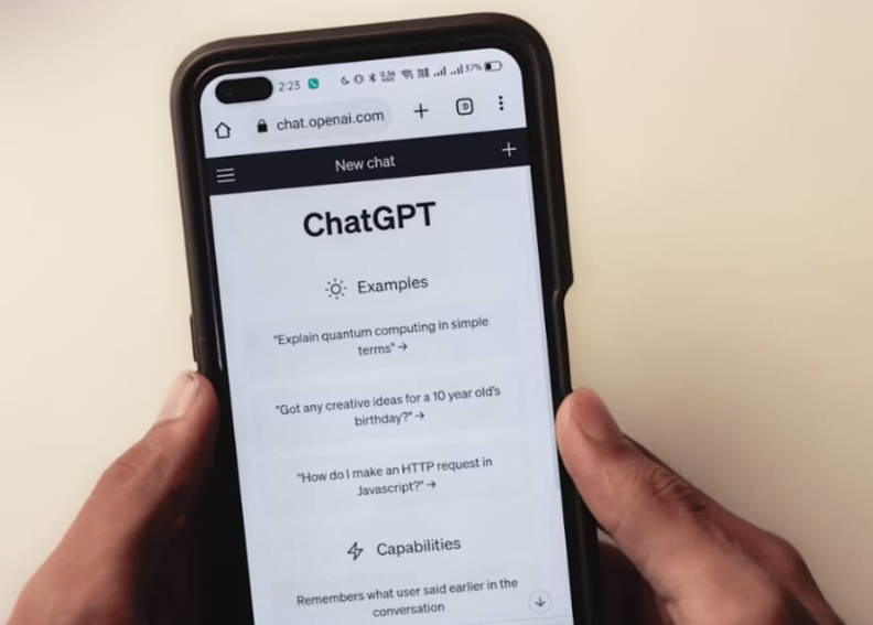 오픈AI는 매주 100만명 이상의 챗GPT 사용자가 자살 관련 대화를 나누고 있다고 밝혔다.  / Unsplash