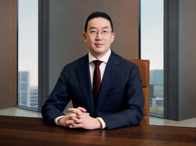 [CEO혜윰] 구광모 8년의 ‘의장봉’ 내려놓다…LG, 전 계열사 ‘사외이사 의장 체제’ 전면 전환